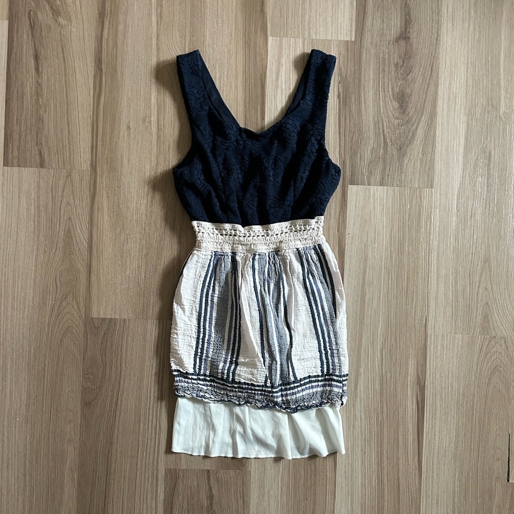 navy dress